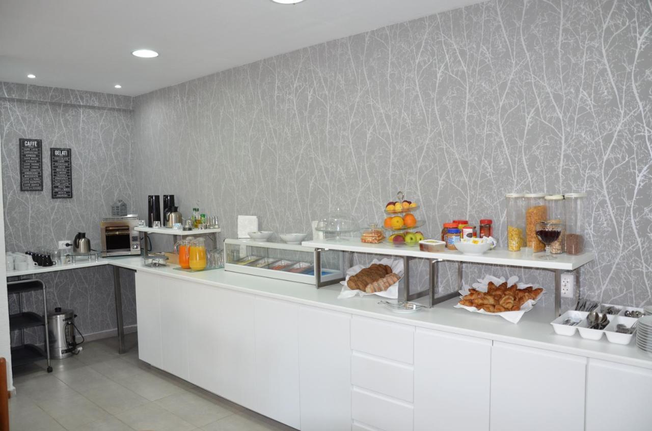 Abla Guest House Carcavelos  Esterno foto