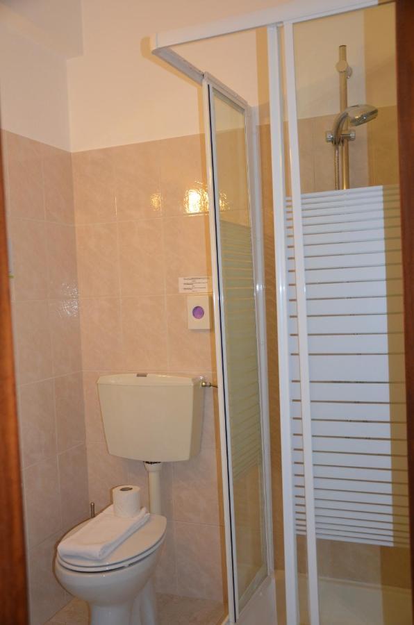 Abla Guest House Carcavelos  Esterno foto