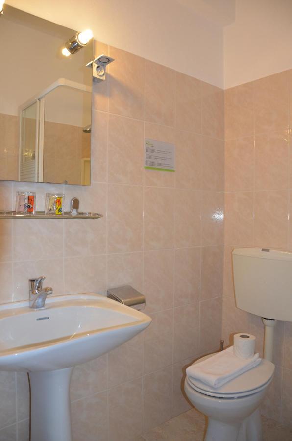 Abla Guest House Carcavelos  Esterno foto